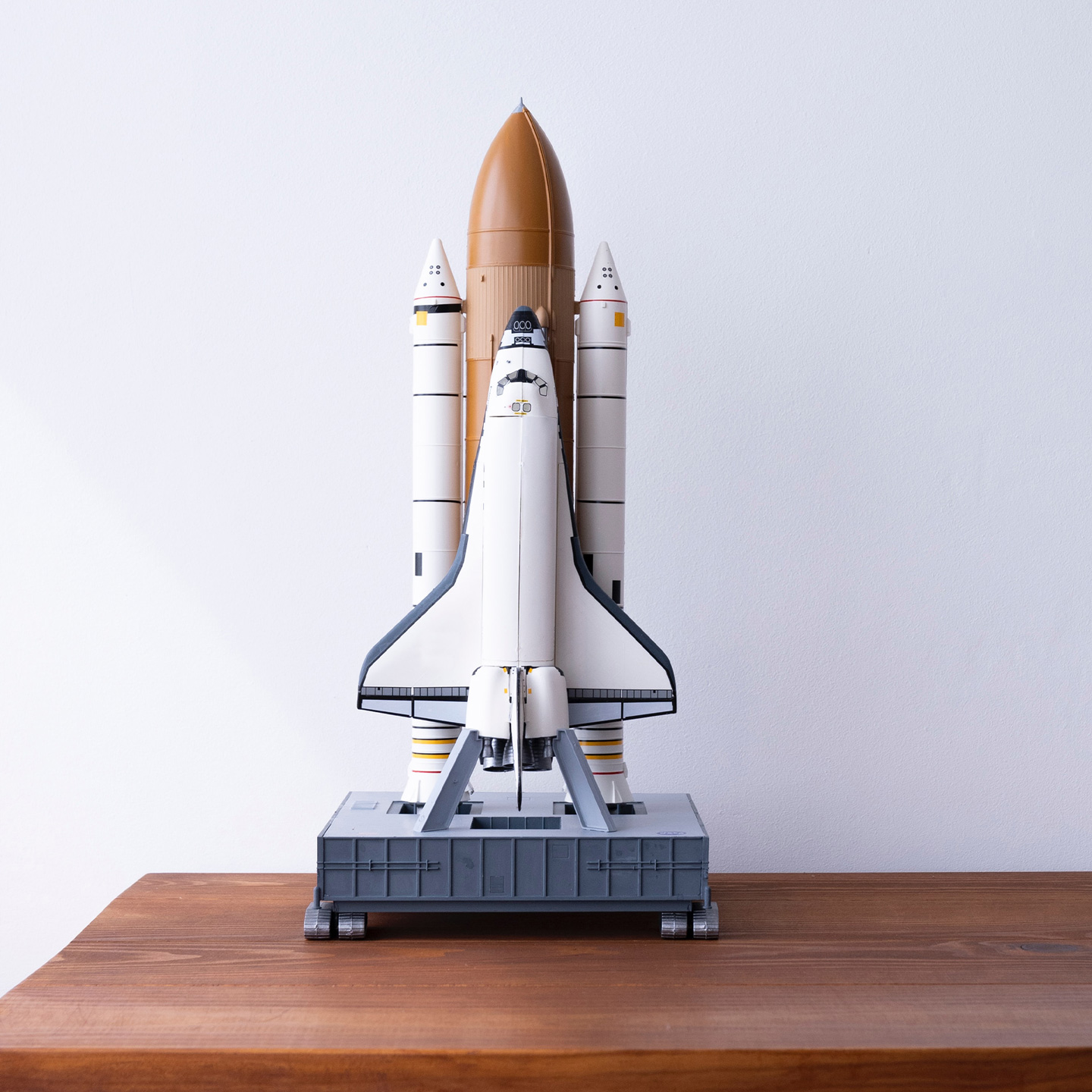 header-karriereberatung2 rocket on a table - karriereberatung berlin